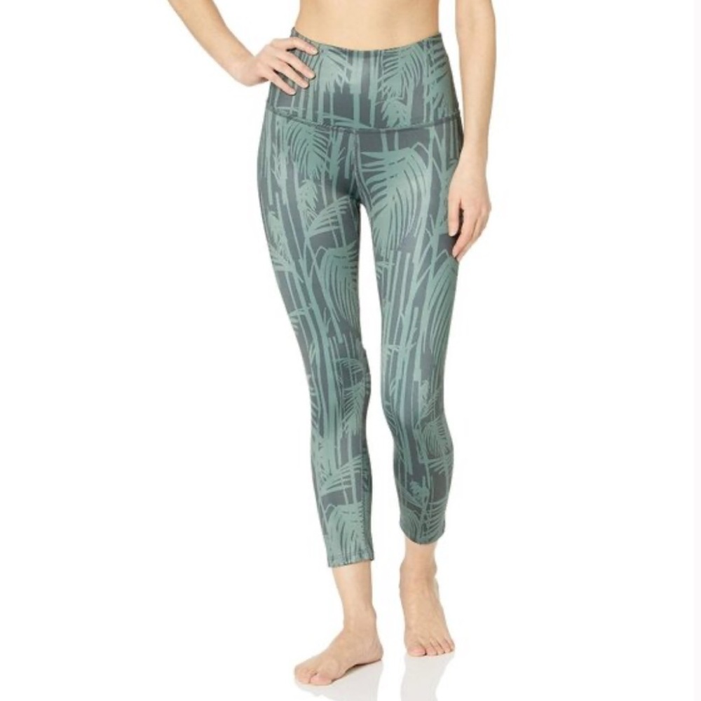 Beyond Yoga Lux Supplex High Waisted Ankle Palm Print Leggings‎ in Green Size L